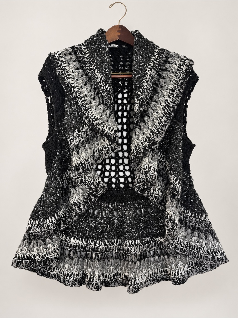 Z XL Wool Blend Crochet Sweater Vest Black Gray Ruffle Boho